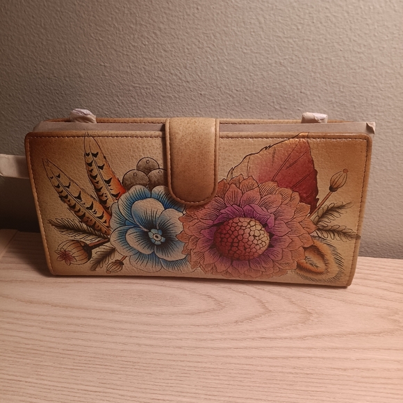 Wallet - Picture 4 of 5